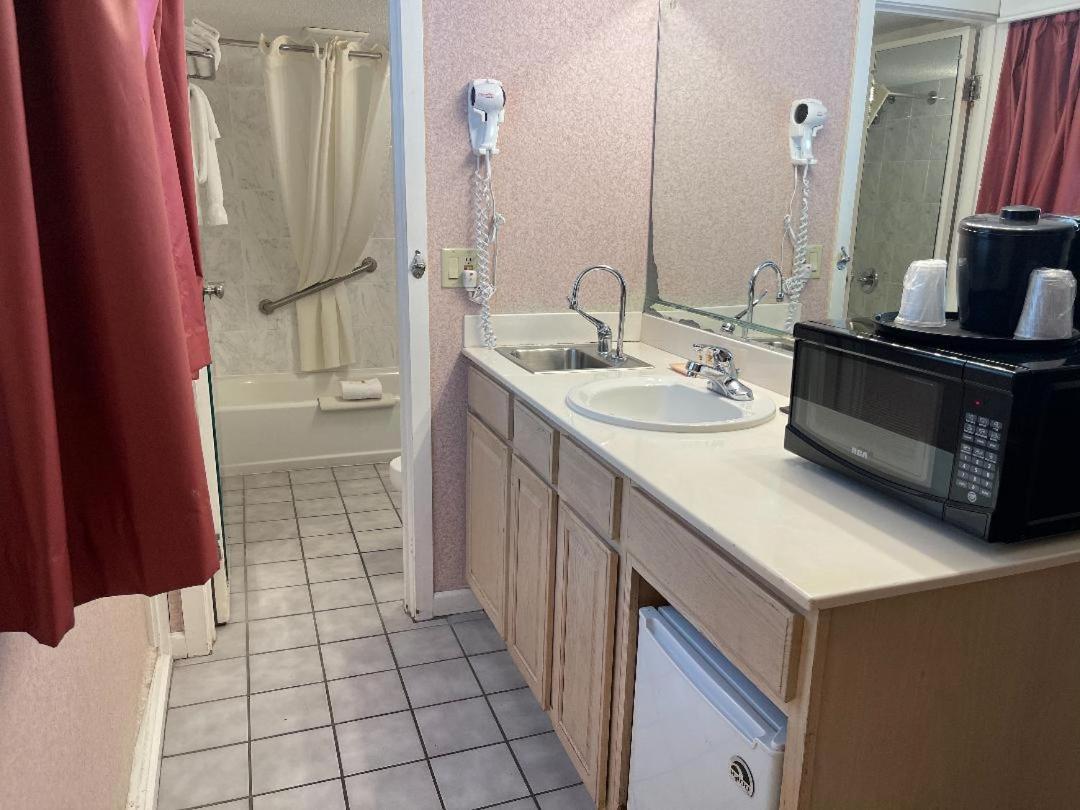 Zoders Inn And Suites Гатлинбург Экстерьер фото