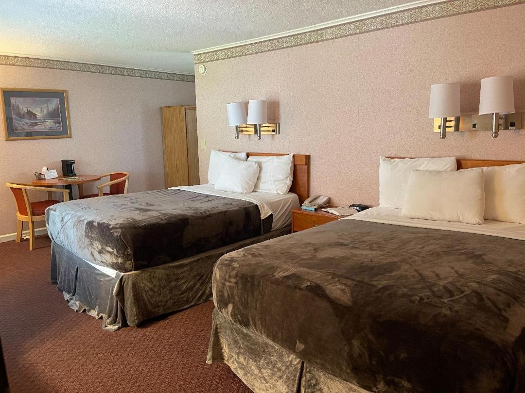 Zoders Inn And Suites Гатлинбург Экстерьер фото