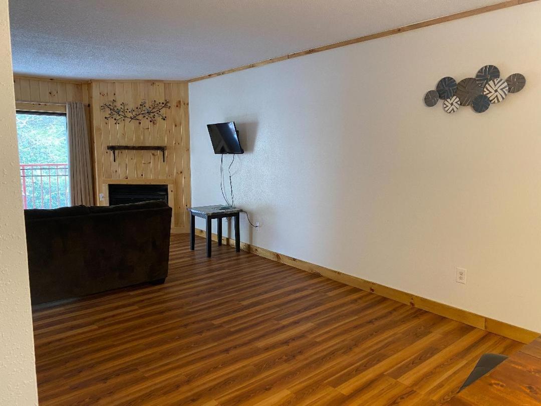 Zoders Inn And Suites Гатлинбург Экстерьер фото