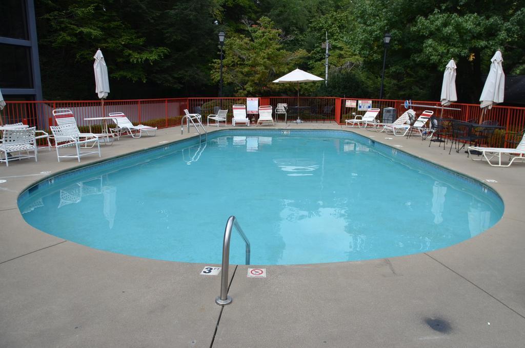 Zoders Inn And Suites Гатлинбург Экстерьер фото