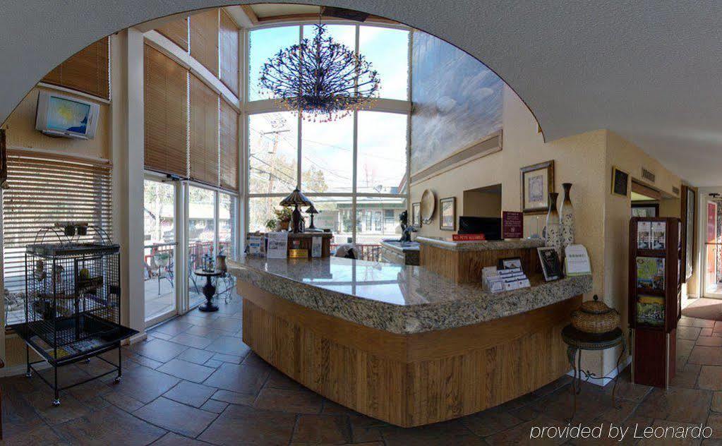Zoders Inn And Suites Гатлинбург Интерьер фото